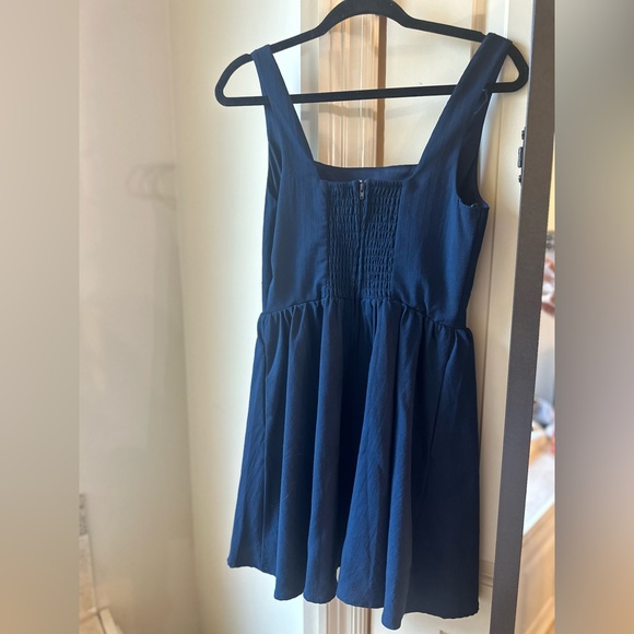 Navy lined dress, flattering fit and flare style, size medium - Picture 3 of 8